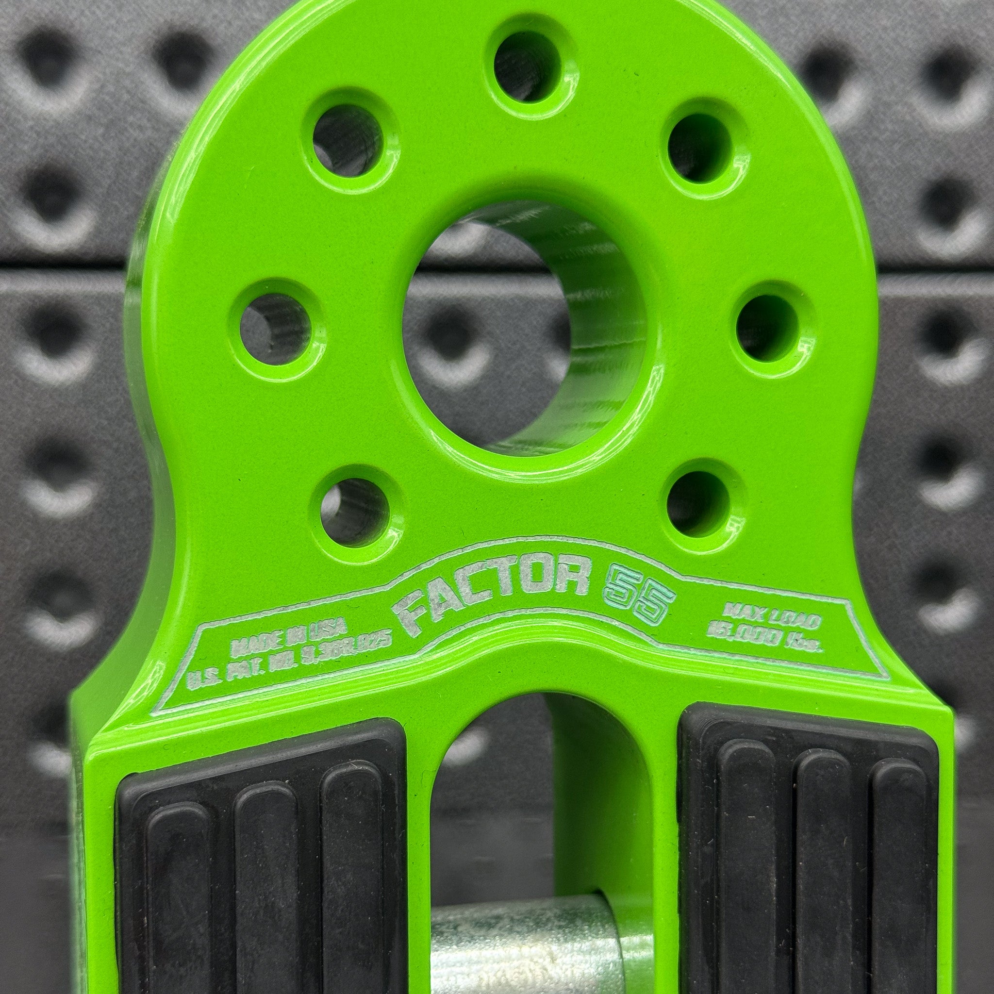 Image of Factor 55 Flatlink Winch Shackle Mount - Green