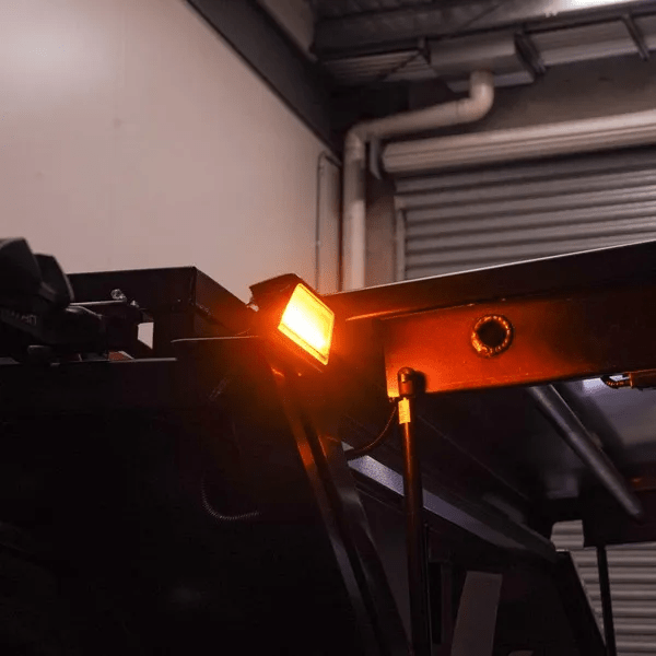 Image of HARDKORR XDW SERIES TRI-COLOUR 45? ANGLED LED WORK LIGHT - HKXDWOW45B 8